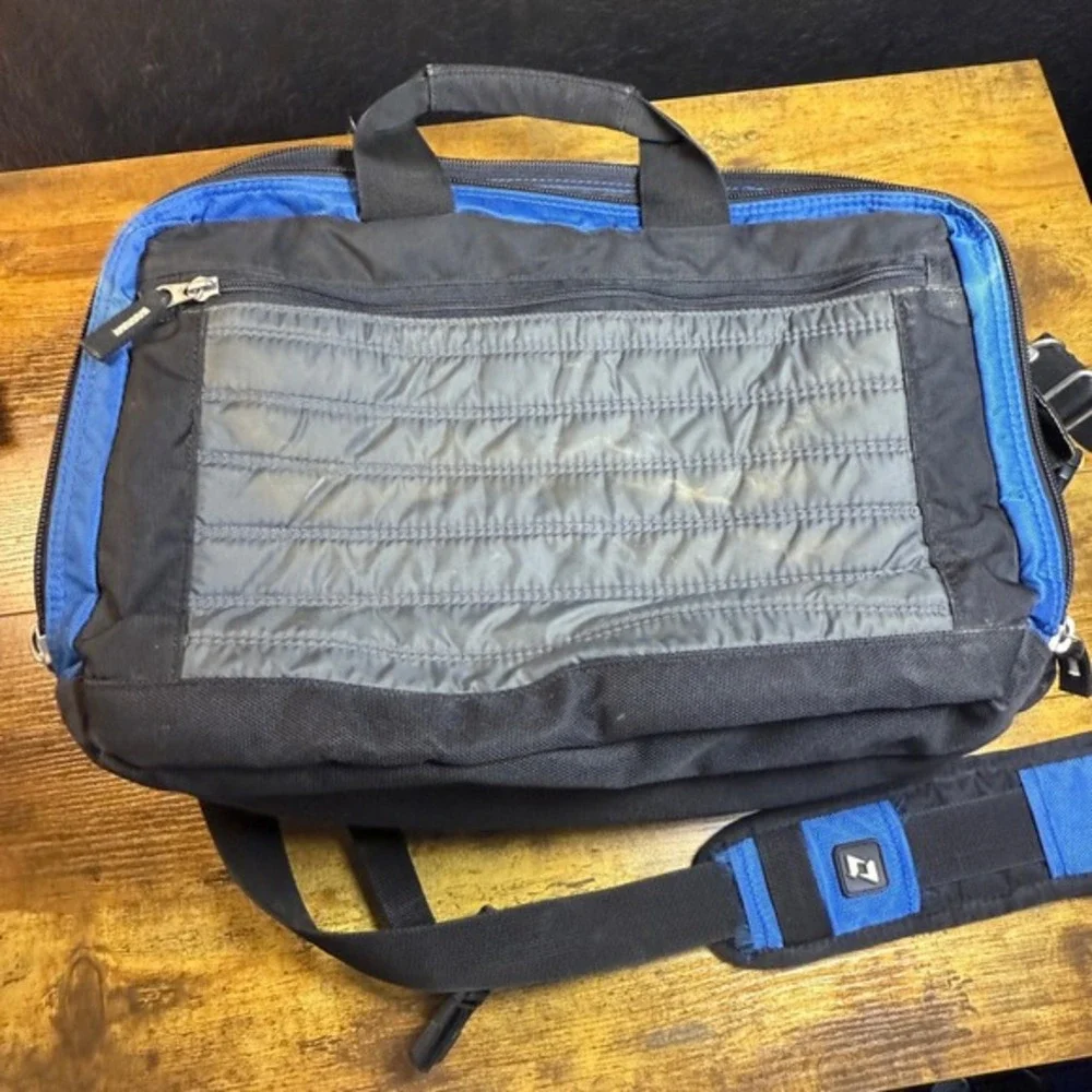 OGIO Tek Spec‎ 0910-03507 Black Blue Nylon Messenger Laptop Bag Large